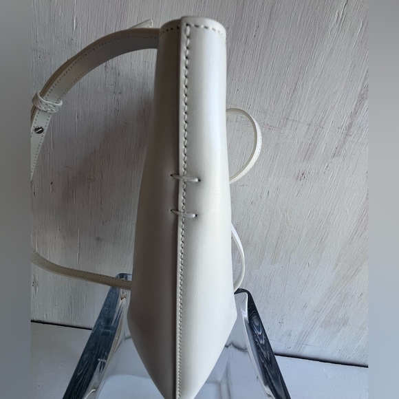 Alaïa Folded Small Leather Tote Bag- Blanc Optique - Picture 8 of 15